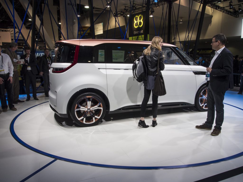 Volkswagen Budd-e tanulmányautó